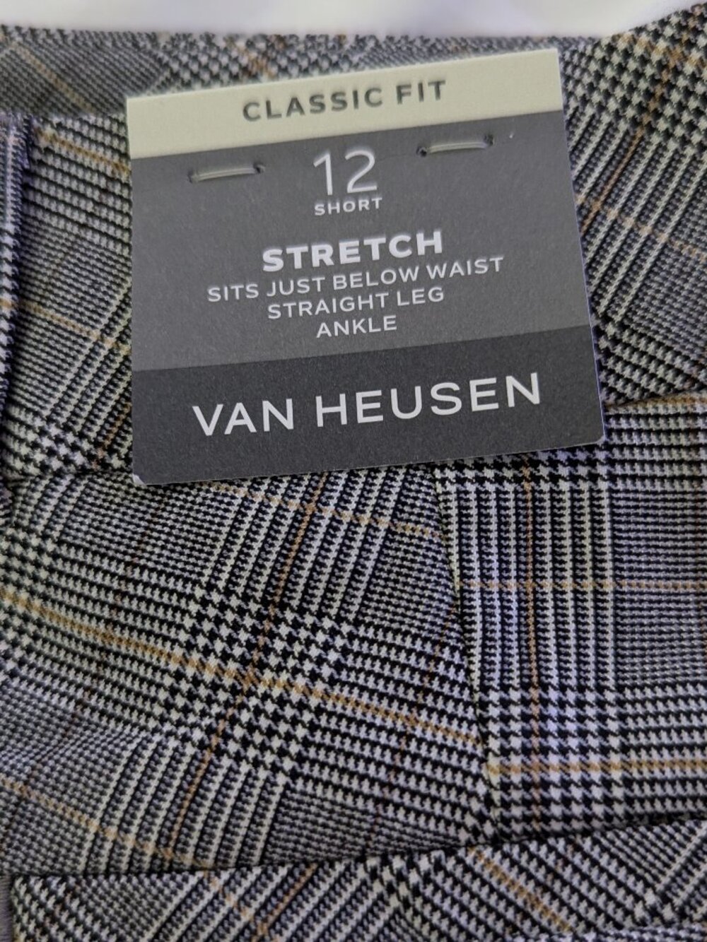 NWT Van Heusen Women's Classic Fit Dress Pants Size 12S